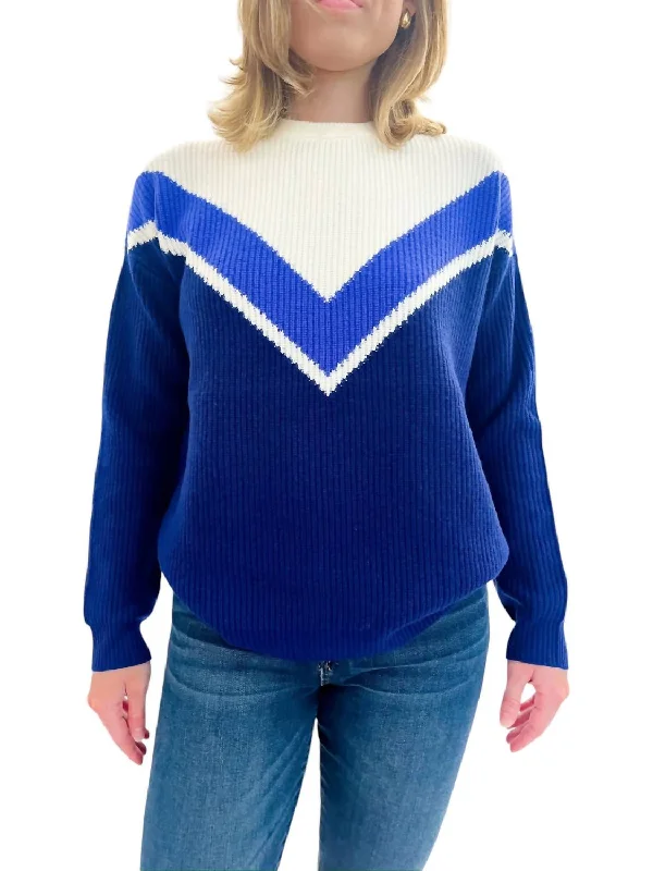 Cozy Accent Sweater In White/navy