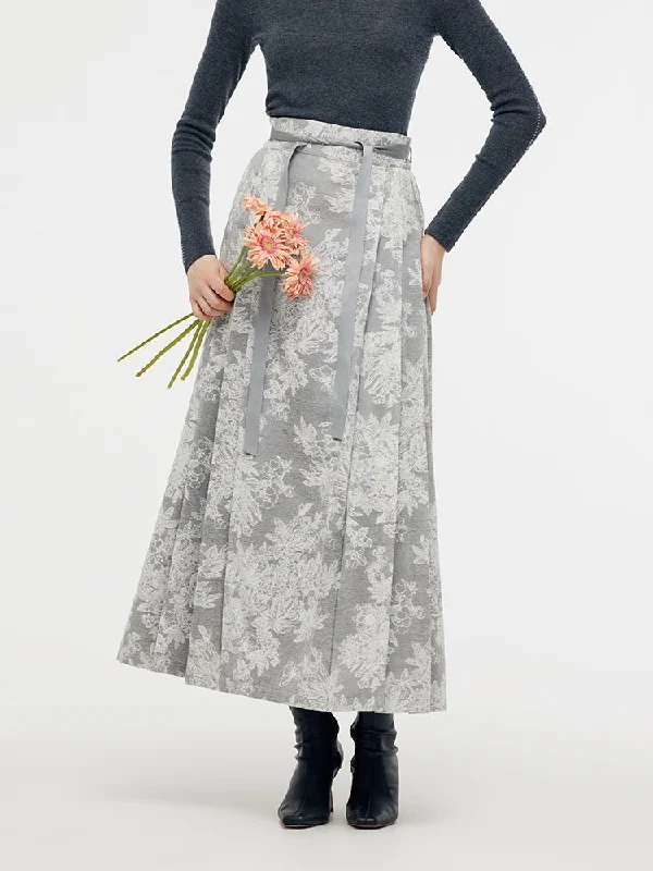 Silver Floral Jacquard Women Mamianqun With Bottomed Skirt